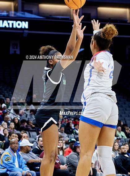 Thumbnail 2 in St. Mary's vs. Folsom (CIF SJS D1 Final) photogallery.