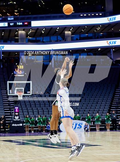 Thumbnail 2 in St. Mary's vs. Folsom (CIF SJS D1 Final) photogallery.