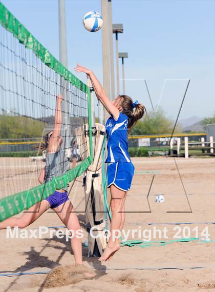 Thumbnail 3 in Queen Creek vs. Xavier College Prep (AIA D1 Semifinal) photogallery.