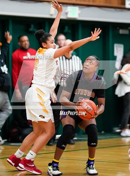 Thumbnail 1 in Clovis West vs. Lynwood (MLK Tournament) photogallery.