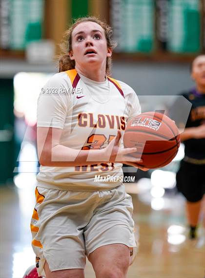 Thumbnail 1 in Clovis West vs. Lynwood (MLK Tournament) photogallery.