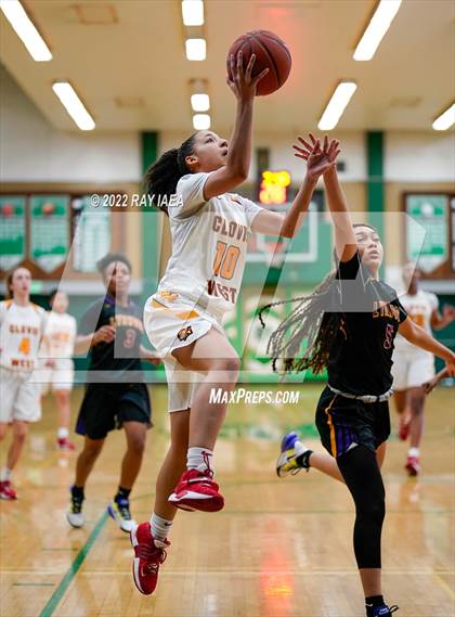 Thumbnail 3 in Clovis West vs. Lynwood (MLK Tournament) photogallery.