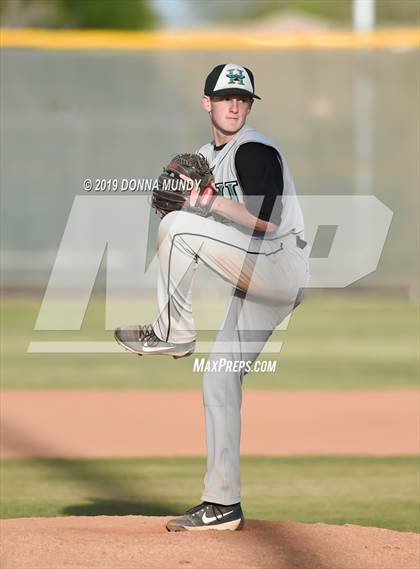 Thumbnail 2 in Mountain Pointe @ Highland photogallery.