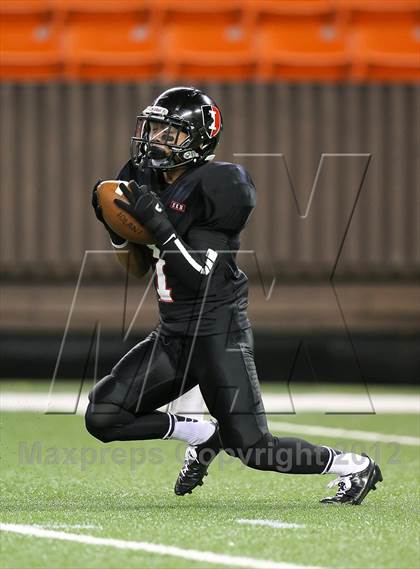 Thumbnail 2 in Konawaena vs. 'Iolani photogallery.