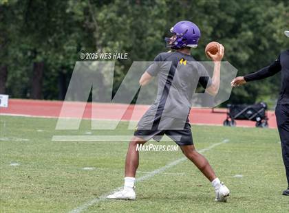 Thumbnail 3 in New Albany vs DeSoto Central (U of Memphis 7v7) photogallery.