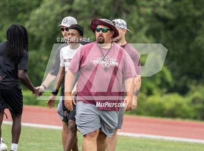 Thumbnail 3 in New Albany vs DeSoto Central (U of Memphis 7v7) photogallery.