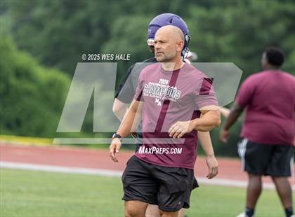Thumbnail 1 in New Albany vs DeSoto Central (U of Memphis 7v7) photogallery.