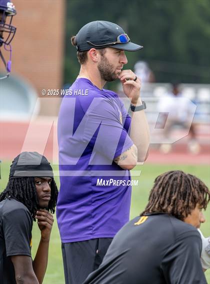Thumbnail 3 in New Albany vs DeSoto Central (U of Memphis 7v7) photogallery.