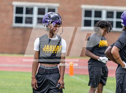 Thumbnail 3 in New Albany vs DeSoto Central (U of Memphis 7v7) photogallery.