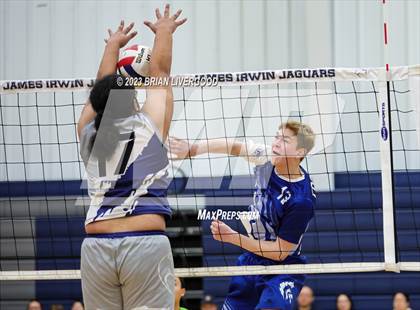 Thumbnail 3 in Thornton @ James Irwin photogallery.