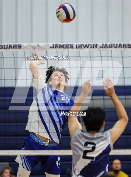 Thumbnail 1 in Thornton @ James Irwin photogallery.