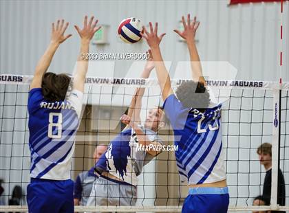 Thumbnail 2 in Thornton @ James Irwin photogallery.