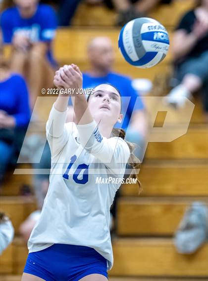 Thumbnail 3 in Whitney @ Rocklin photogallery.