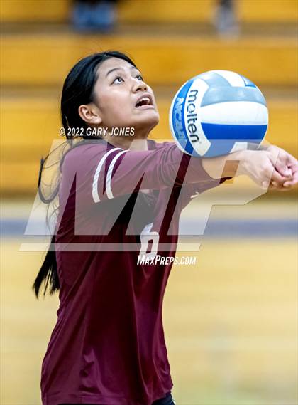 Thumbnail 3 in Whitney @ Rocklin photogallery.