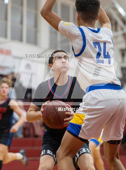 Thumbnail 3 in Analy vs Bakersfield Christian (Russ Peterich Viking Tippoff Classic) photogallery.