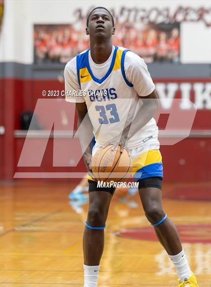 Thumbnail 1 in Analy vs Bakersfield Christian (Russ Peterich Viking Tippoff Classic) photogallery.