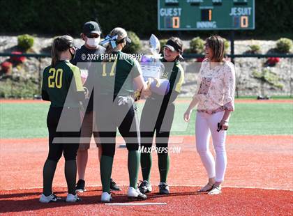 Thumbnail 1 in Aloha @ Jesuit photogallery.