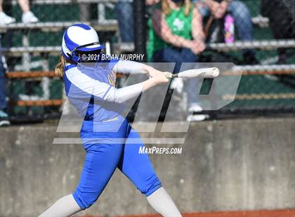 Thumbnail 1 in Aloha @ Jesuit photogallery.