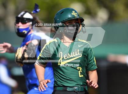 Thumbnail 1 in Aloha @ Jesuit photogallery.