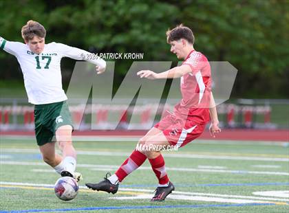 Thumbnail 2 in Skyline vs Newport (WIAA 4A District 1/2 Playoff) photogallery.