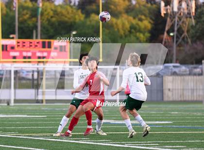 Thumbnail 1 in Skyline vs Newport (WIAA 4A District 1/2 Playoff) photogallery.