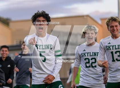 Thumbnail 1 in Skyline vs Newport (WIAA 4A District 1/2 Playoff) photogallery.