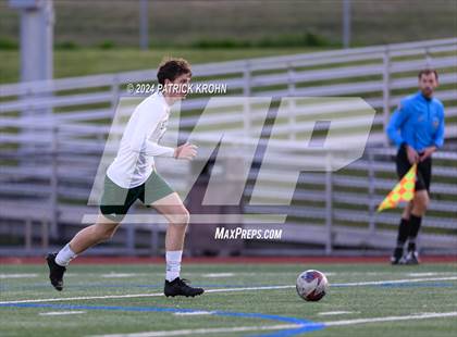 Thumbnail 2 in Skyline vs Newport (WIAA 4A District 1/2 Playoff) photogallery.