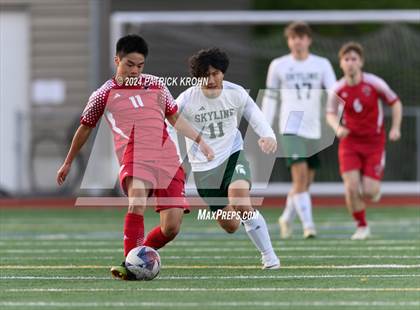 Thumbnail 3 in Skyline vs Newport (WIAA 4A District 1/2 Playoff) photogallery.