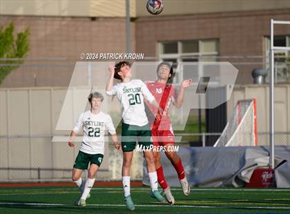 Thumbnail 3 in Skyline vs Newport (WIAA 4A District 1/2 Playoff) photogallery.