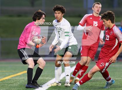 Thumbnail 1 in Skyline vs Newport (WIAA 4A District 1/2 Playoff) photogallery.