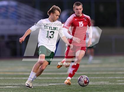 Thumbnail 3 in Skyline vs Newport (WIAA 4A District 1/2 Playoff) photogallery.