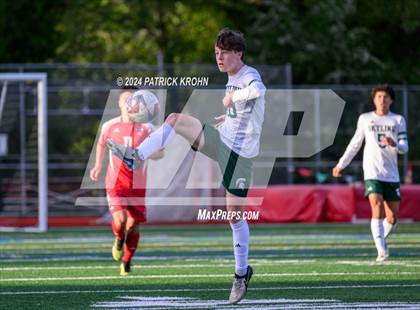 Thumbnail 2 in Skyline vs Newport (WIAA 4A District 1/2 Playoff) photogallery.