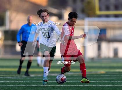 Thumbnail 1 in Skyline vs Newport (WIAA 4A District 1/2 Playoff) photogallery.