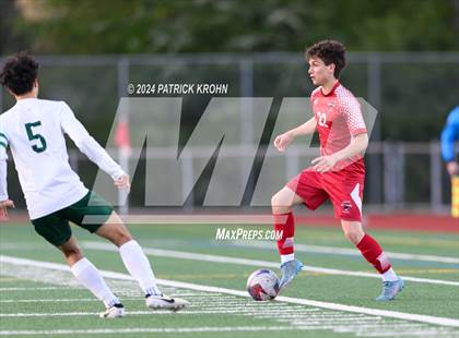 Thumbnail 1 in Skyline vs Newport (WIAA 4A District 1/2 Playoff) photogallery.