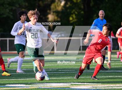 Thumbnail 3 in Skyline vs Newport (WIAA 4A District 1/2 Playoff) photogallery.