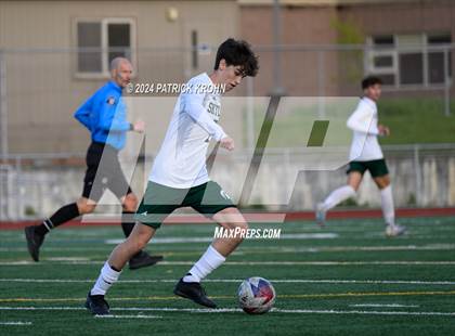 Thumbnail 3 in Skyline vs Newport (WIAA 4A District 1/2 Playoff) photogallery.