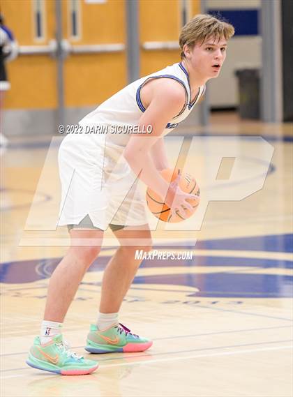 Thumbnail 3 in Prescott vs Mesquite (AIA 4A Round 1 Playoff) photogallery.