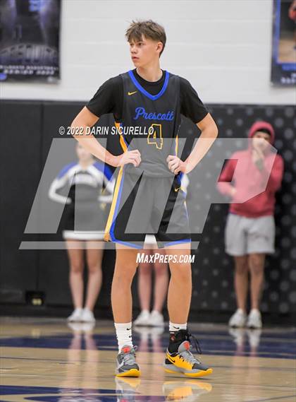 Thumbnail 3 in Prescott vs Mesquite (AIA 4A Round 1 Playoff) photogallery.
