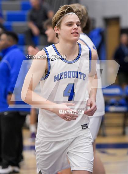 Thumbnail 2 in Prescott vs Mesquite (AIA 4A Round 1 Playoff) photogallery.