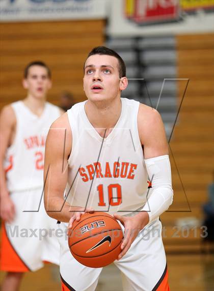 Thumbnail 2 in Jefferson vs Sprague (Les Schwab Invitational) photogallery.