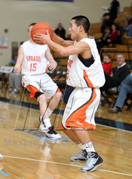Thumbnail 3 in Jefferson vs Sprague (Les Schwab Invitational) photogallery.