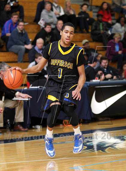 Thumbnail 2 in Jefferson vs Sprague (Les Schwab Invitational) photogallery.