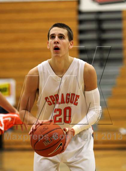Thumbnail 1 in Jefferson vs Sprague (Les Schwab Invitational) photogallery.