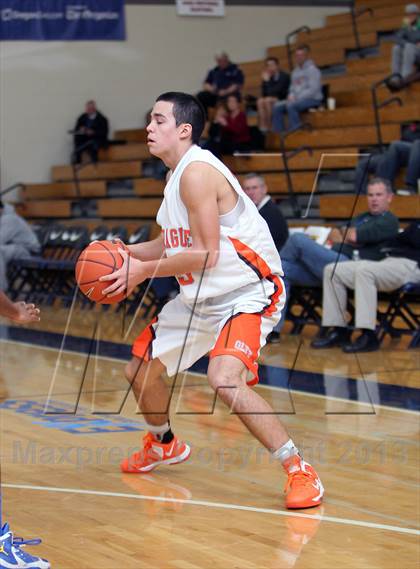 Thumbnail 1 in Jefferson vs Sprague (Les Schwab Invitational) photogallery.