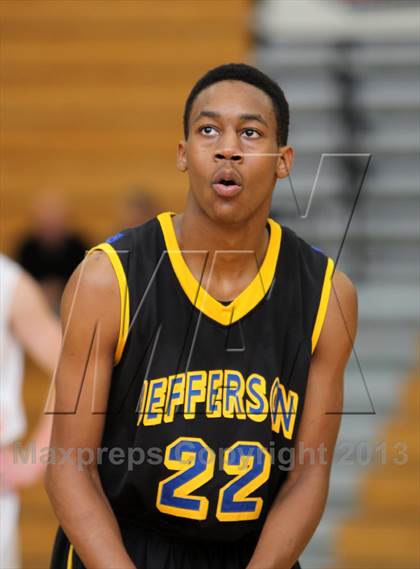 Thumbnail 2 in Jefferson vs Sprague (Les Schwab Invitational) photogallery.