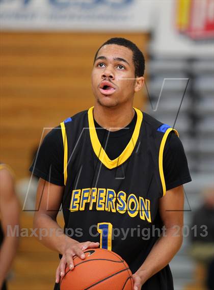 Thumbnail 1 in Jefferson vs Sprague (Les Schwab Invitational) photogallery.
