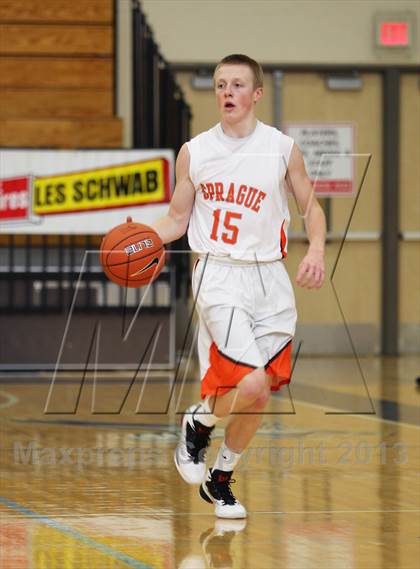 Thumbnail 3 in Jefferson vs Sprague (Les Schwab Invitational) photogallery.