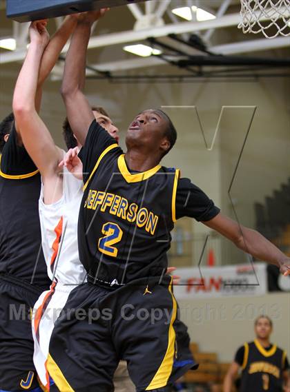 Thumbnail 3 in Jefferson vs Sprague (Les Schwab Invitational) photogallery.