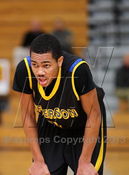 Thumbnail 2 in Jefferson vs Sprague (Les Schwab Invitational) photogallery.
