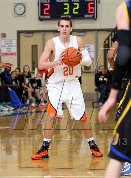 Thumbnail 2 in Jefferson vs Sprague (Les Schwab Invitational) photogallery.